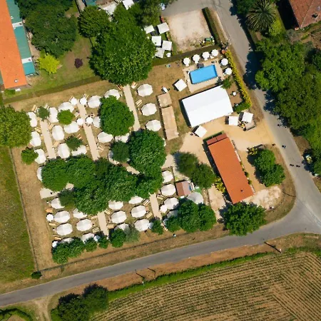 Luxusní stan Pilgrim Camp *