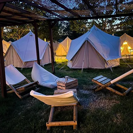 豪华帐篷 O Pedrouzo Pilgrim Camp *