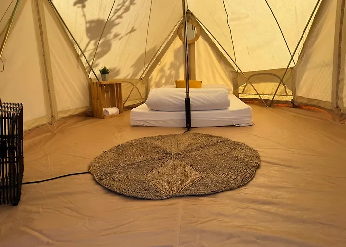 ラグジュアリーテント Pilgrim Camp オ・ペドロウソ
